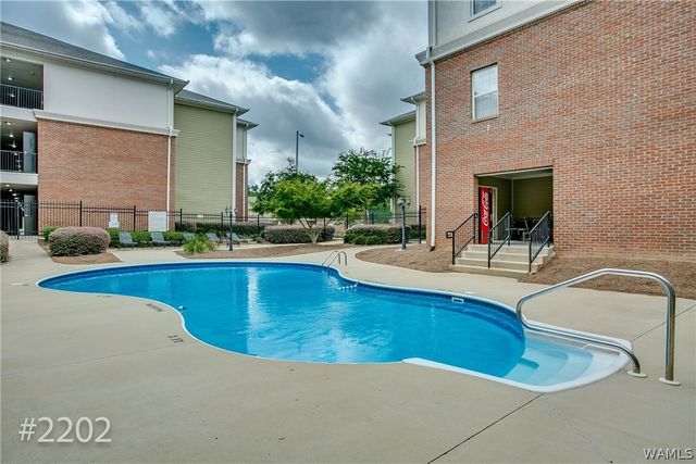 3218 Veterans Memorial 2202, Tuscaloosa, AL 35404