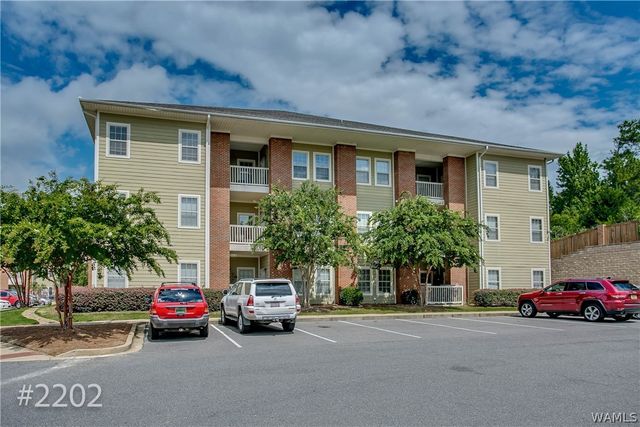 3218 Veterans Memorial 2202, Tuscaloosa, AL 35404