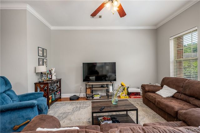 3218 Veterans Memorial 2202, Tuscaloosa, AL 35404