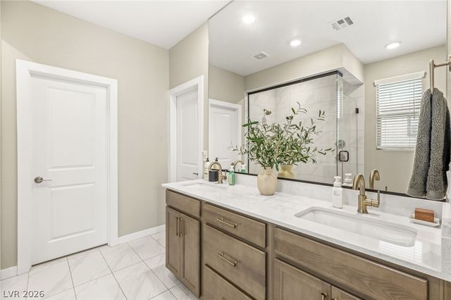 10449 Smokey Mariposa Avenue, Las Vegas, NV 89166