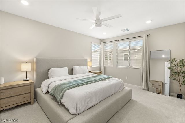 10449 Smokey Mariposa Avenue, Las Vegas, NV 89166