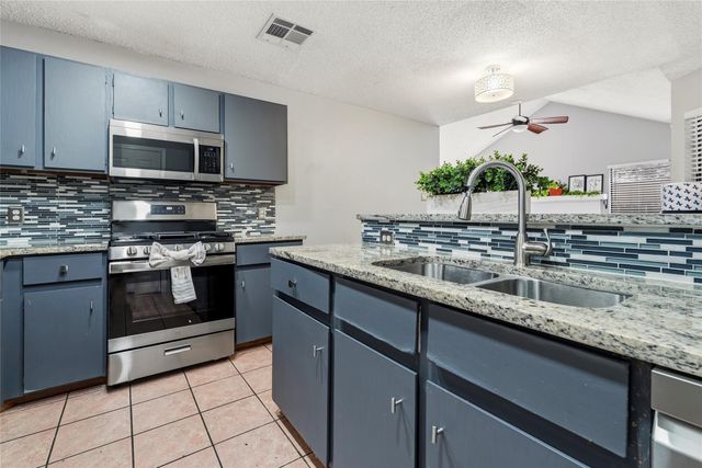 12307 Emery Oaks RD, Austin, TX 78758