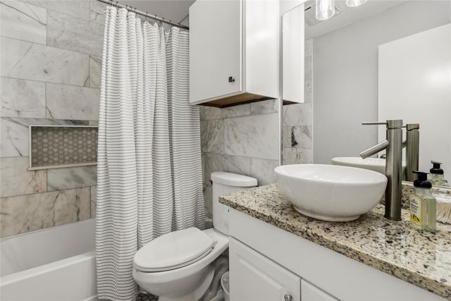 12307 Emery Oaks RD, Austin, TX 78758