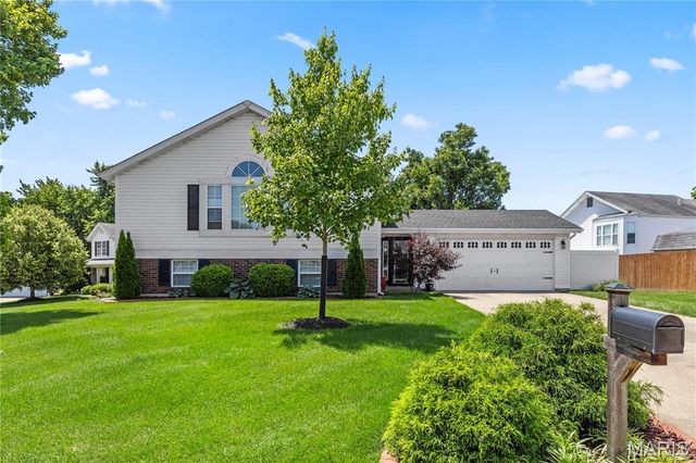 4 Green Haven Court, St Peters, MO 63376