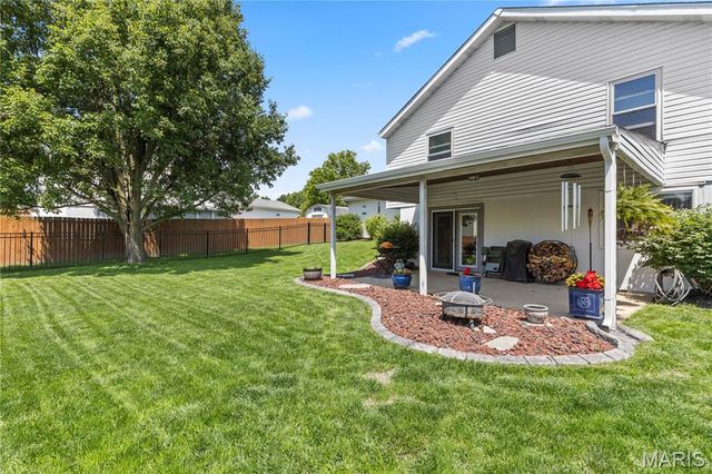 4 Green Haven Court, St Peters, MO 63376