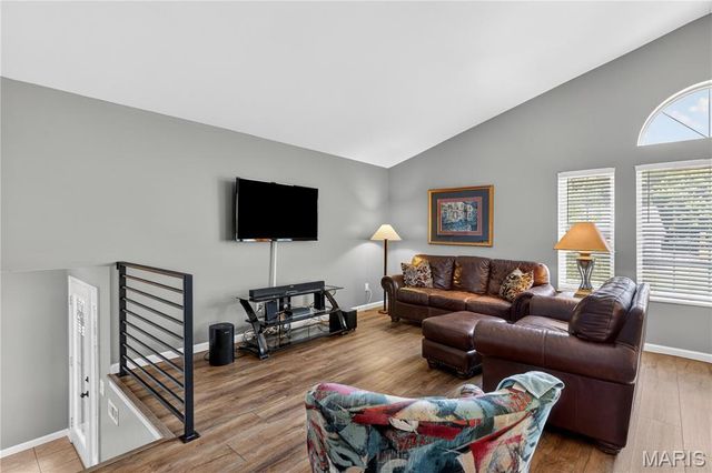 4 Green Haven Court, St Peters, MO 63376