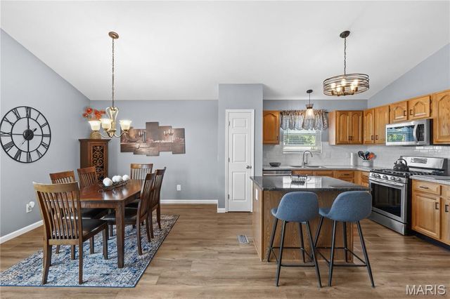 4 Green Haven Court, St Peters, MO 63376