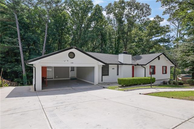 1138 Carla Joe Drive SW, Lilburn, GA 30047