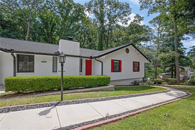1138 Carla Joe Drive SW, Lilburn, GA 30047