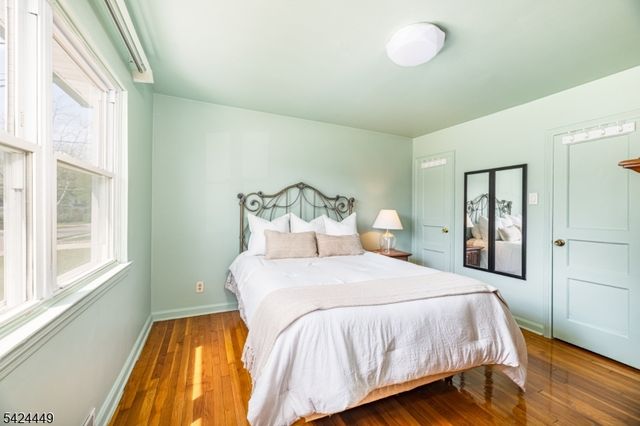 40 South Dr, Rochelle Park Twp., NJ 07662