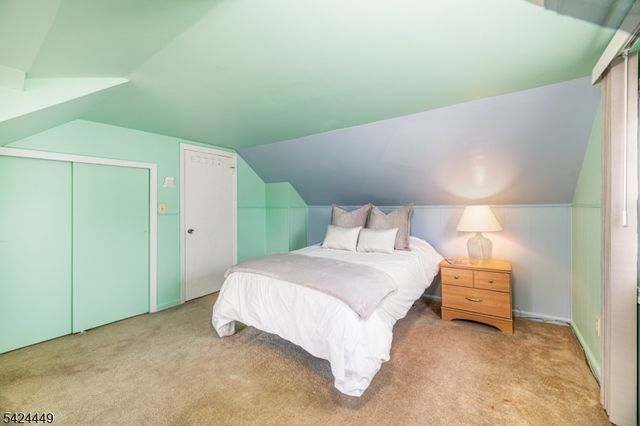 40 South Dr, Rochelle Park Twp., NJ 07662