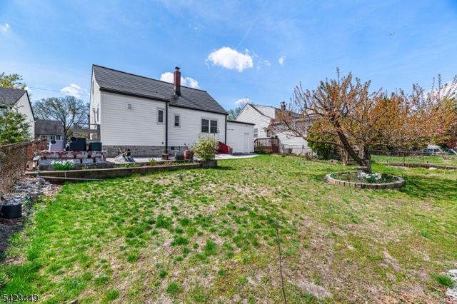 40 South Dr, Rochelle Park Twp., NJ 07662
