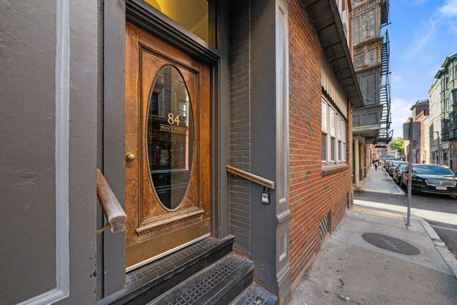 84 Prince St 5B, Boston, MA 02113