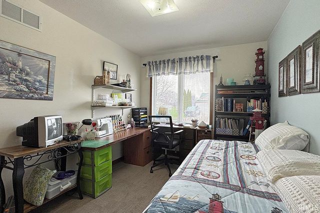 924 Eagle Drive, Goshen, IN 46526