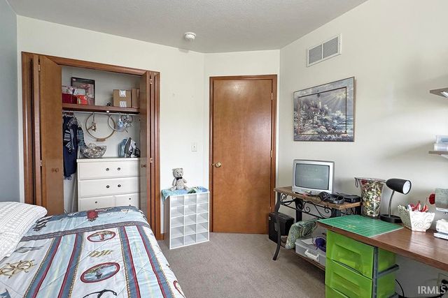 924 Eagle Drive, Goshen, IN 46526