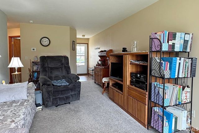 924 Eagle Drive, Goshen, IN 46526