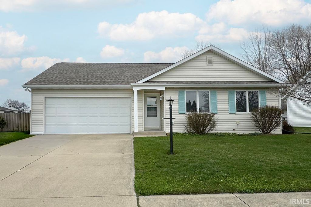 924 Eagle Drive, Goshen, IN 46526