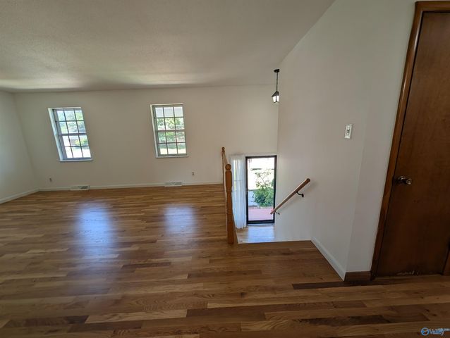 11007 Crestfield Drive, Huntsville, AL 35803