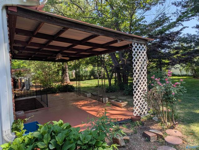 11007 Crestfield Drive, Huntsville, AL 35803