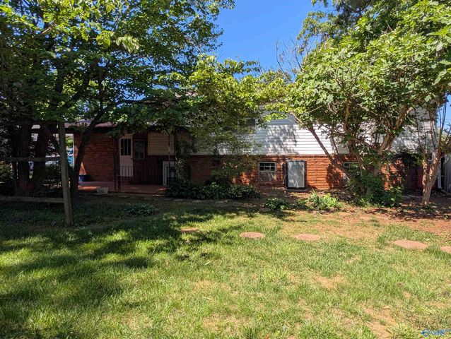 11007 Crestfield Drive, Huntsville, AL 35803