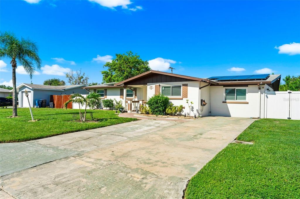 4428 W 56TH STREET, BRADENTON, FL 34210 — exterior