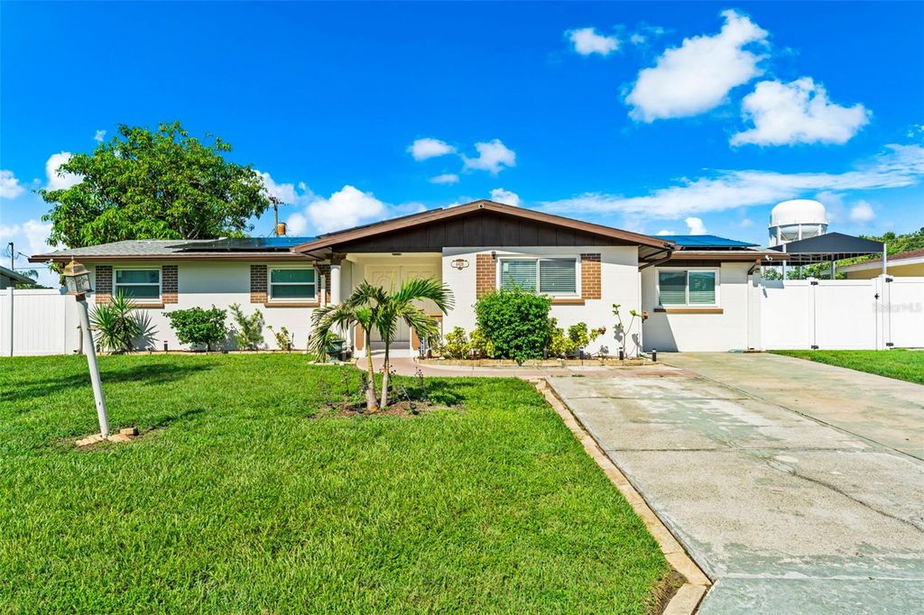 4428 W 56TH STREET, BRADENTON, FL 34210 — photo 2