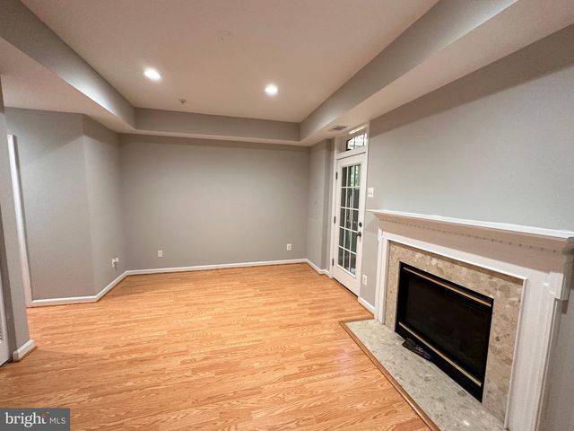 4065 CRESSIDA PL, Woodbridge, VA 22192