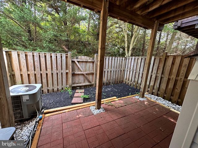 4065 CRESSIDA PL, Woodbridge, VA 22192