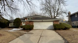 704 Tana Lane, Joliet, IL 60435