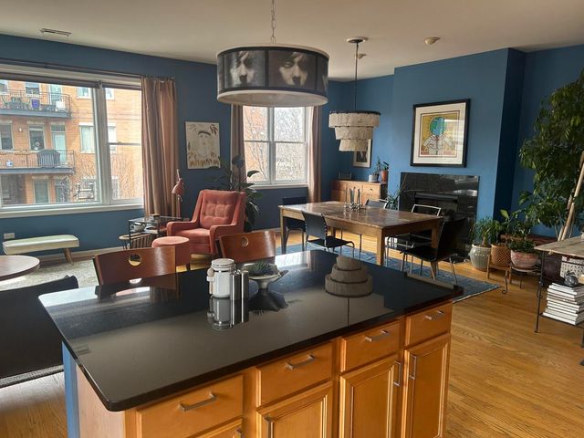 4149 N Kenmore Avenue 3S, Chicago, IL 60613