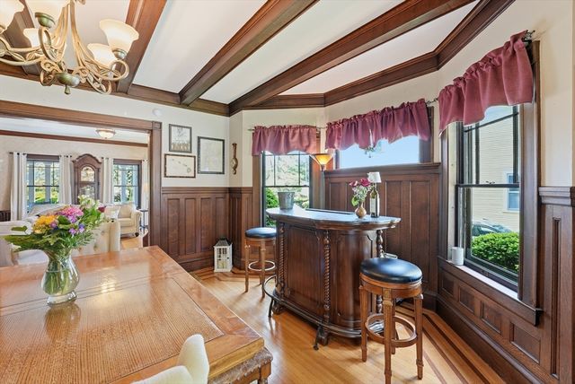 114 Maplewood Ter, Springfield, MA 01108
