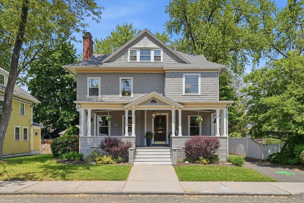 114 Maplewood Ter, Springfield, MA 01108