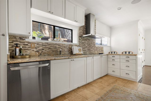 6153 Goliad Avenue, Dallas, TX 75214