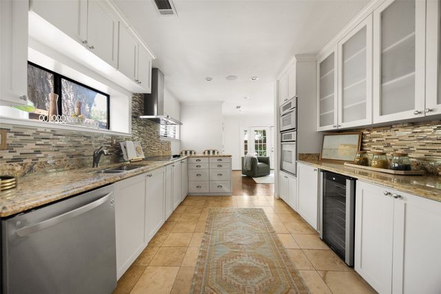 6153 Goliad Avenue, Dallas, TX 75214