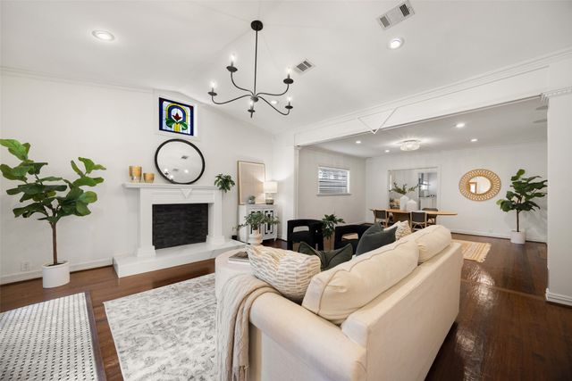 6153 Goliad Avenue, Dallas, TX 75214