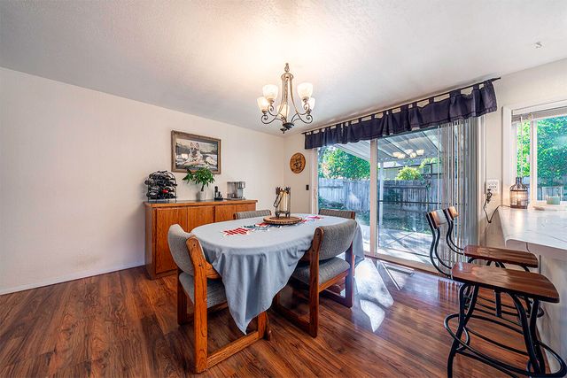 2736 Canterbury Lane, Medford, OR 97504