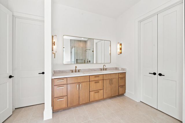 112 E 27th Street, Houston, TX 77008