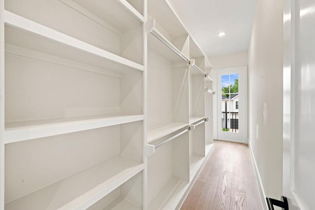 112 E 27th Street, Houston, TX 77008