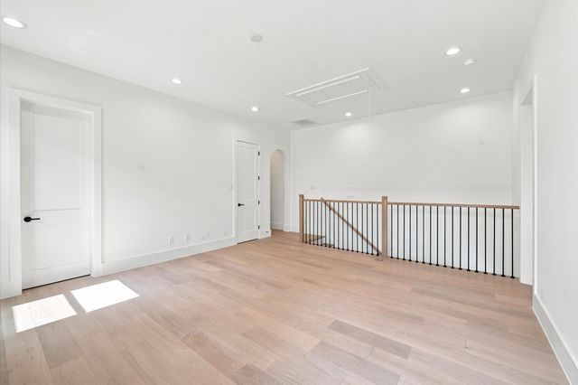 112 E 27th Street, Houston, TX 77008