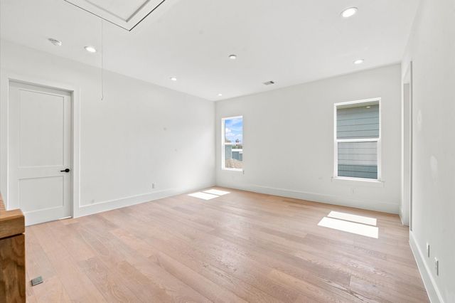 112 E 27th Street, Houston, TX 77008