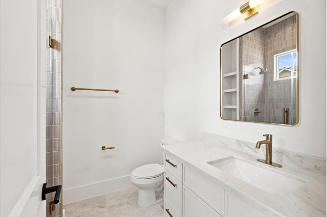 112 E 27th Street, Houston, TX 77008