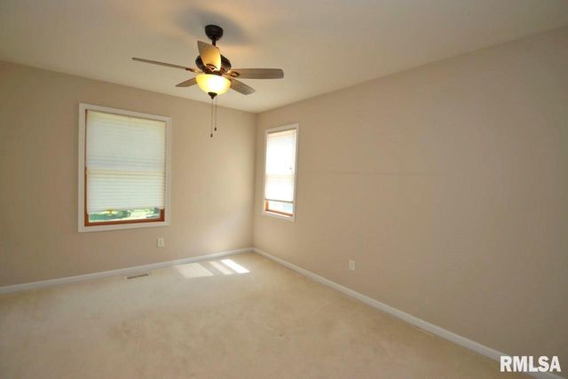 4303 W RUSTIC HOLLOW Drive, Peoria, IL 61615