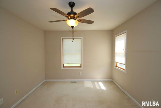 4303 W RUSTIC HOLLOW Drive, Peoria, IL 61615