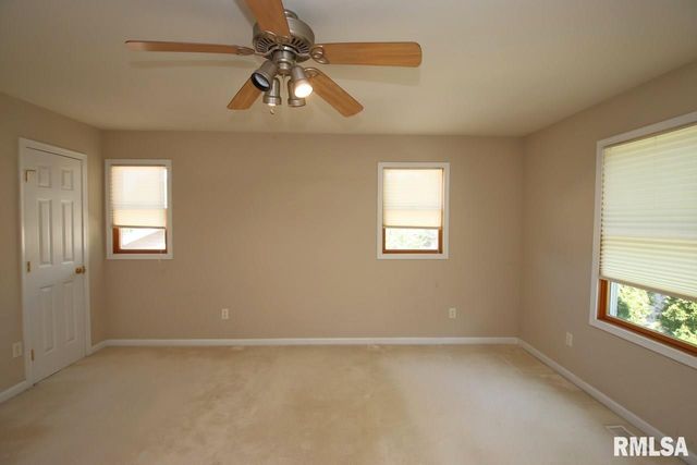 4303 W RUSTIC HOLLOW Drive, Peoria, IL 61615