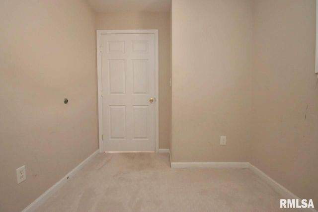 4303 W RUSTIC HOLLOW Drive, Peoria, IL 61615