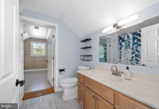 37 W SALISBURY DR, Wilmington, DE 19809