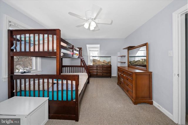 37 W SALISBURY DR, Wilmington, DE 19809