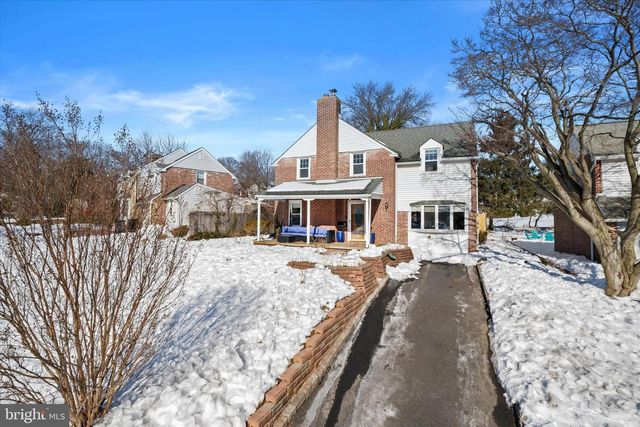 37 W SALISBURY DR, Wilmington, DE 19809