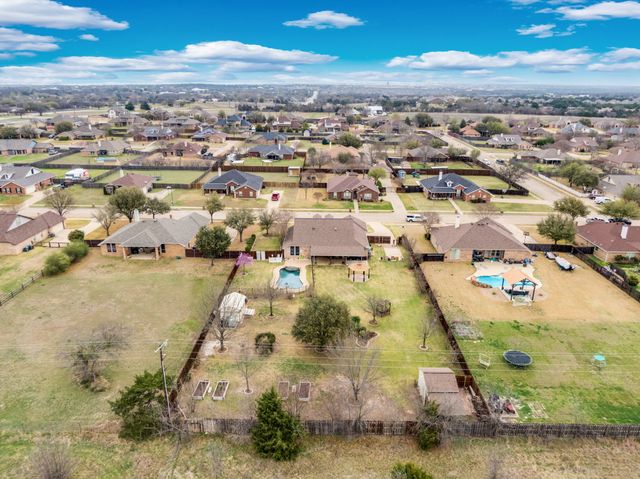 226 Brandi Ridge Drive, Midlothian, TX 76065