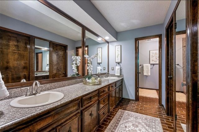 15445 NE Putman Road, Rogers, AR 72756